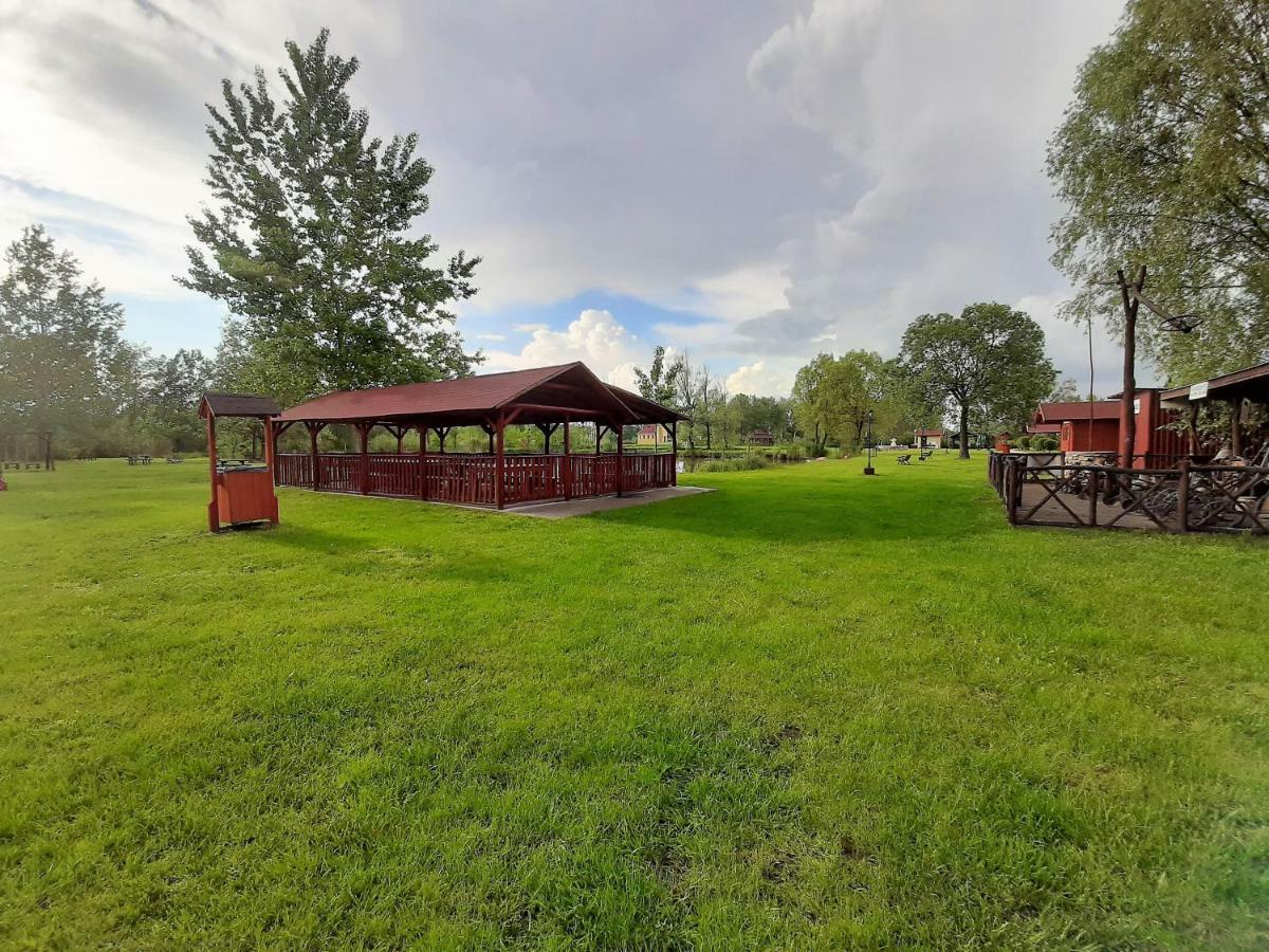 Ligetalja Termál Hotel Peneszlek Exterior foto